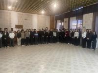 Торжественная линейка ко Дню Республики Крым