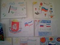 выставка рисунков "Я голосую за Россию"