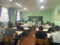 Профориентационная встреча: старшеклассники познакомились с пограничной службой! 